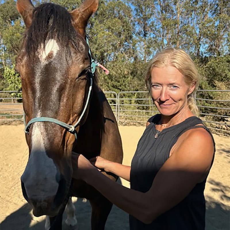 Martine Groeneveld, Equine Osteopath